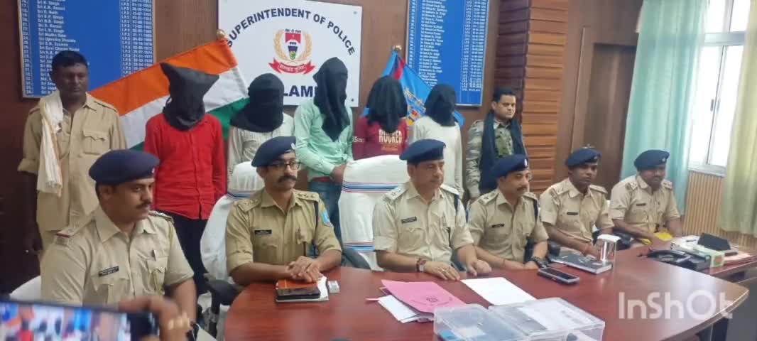 #पलामू पुलिस

*** पलामू - TSPC संगठन के 5 उग्रवादी हुए गिरफ्तार***