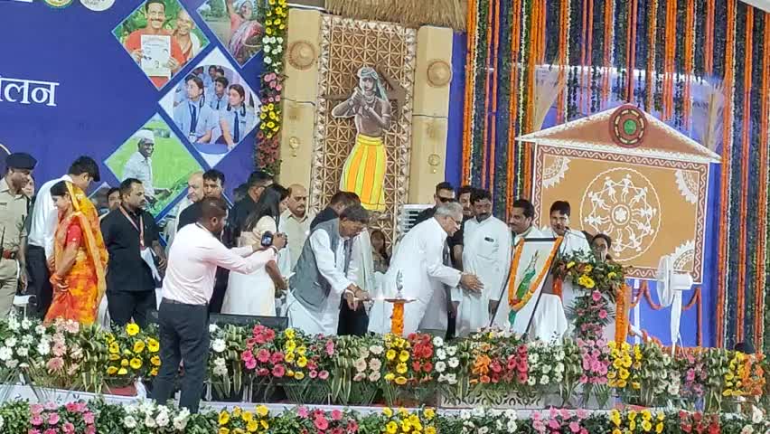 मुख्यमंत्री श्री भूपेश बघेल पहुँचे सरगांव