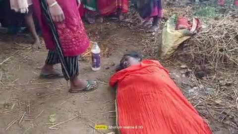 पालकोट टेगारिया। कोनलता शालू देवी पति स्व।मनपुरन।नायक करण चुन्नी के समय 230ौ। बारिश, और वज्रपात। चपेट में आने से पूरातरह
