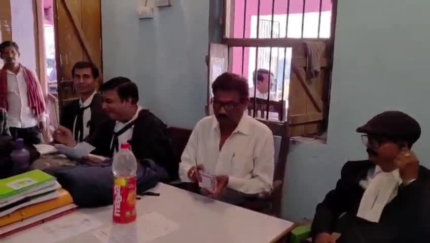 रोसड़ा: रोसड़ा न्यायालय के अधिवक्ता संघ चुनाव के लिए 49 प्रत्याशियों ने भरा नामांकन पर्चा