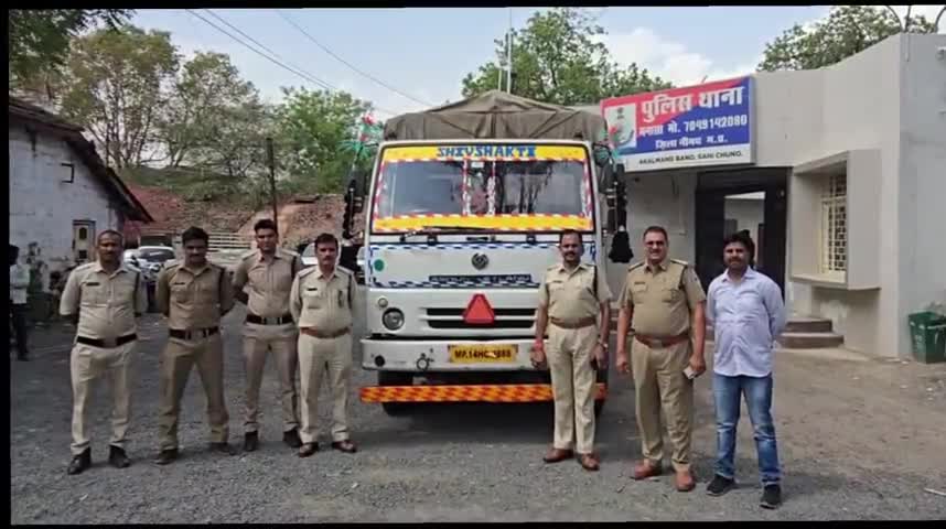 मनासा: मनासा पुलिस ने 16 क्विंटल 40 किलो 250 ग्राम अवैध डोडाचूरा के साथ ट्रक को किया ज़ब्त, चालक फरार