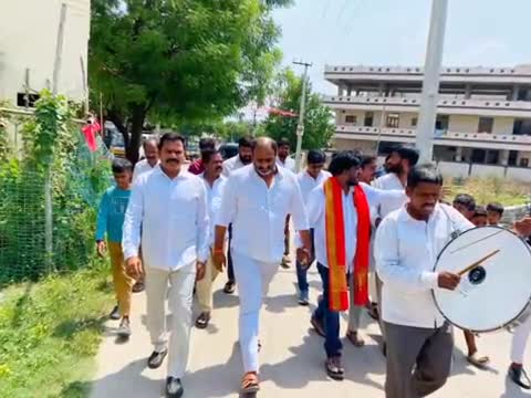 పటాన్​​చెరు: అమీన్‌పూర్ మున్సిపాలిటీ సుల్తాన్ పూర్‌లోని శ్రీ హనుమాన్ దేవాలయంలో  నవగ్రహ విగ్రహా ప్రతిష్టాపన మహోత్సవం