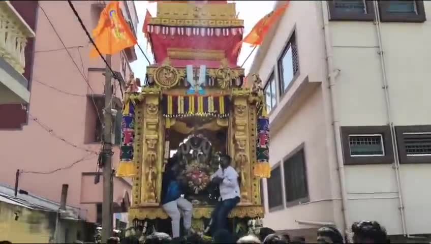 ಮಂಡ್ಯ: ನಗರದಲ್ಲಿ ಸಂಭ್ರಮ, ಸಡಗರದ ಲಕ್ಷ್ಮಿ ಜನಾರ್ದನಸ್ವಾಮಿ ಬ್ರಹ್ಮ ರಥೋತ್ಸವ