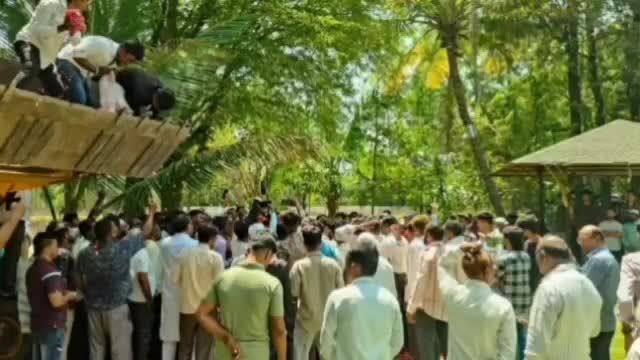 ವಿಜಯಪುರ: ಸಚಿವ ಶಿವಾನಂದ ಪಾಟೀಲ ಅವರಿಗೆ ನಗರದಲ್ಲಿ ಸನ್ಮಾನಿಸಿದ ಮುಸ್ಲಿಂ ಸಮಾಜದ ಮುಖಂಡರು