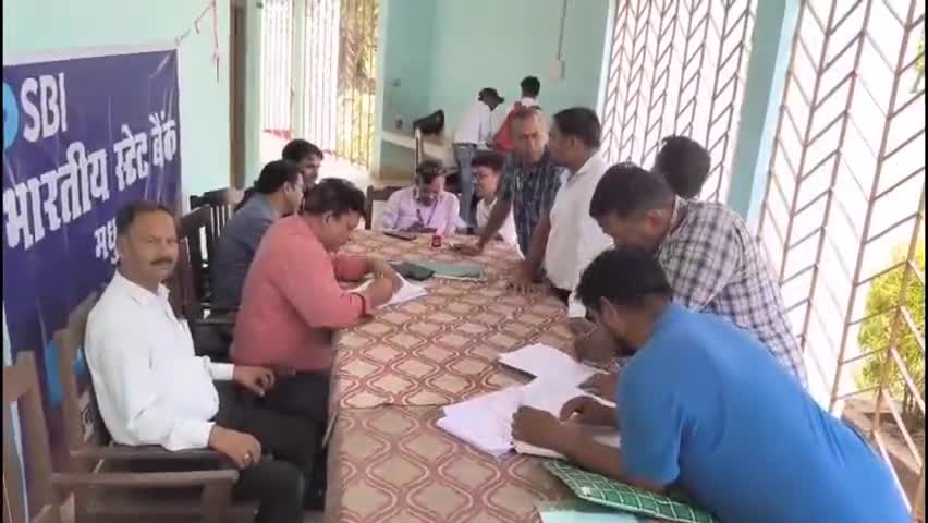 मधुपुर: मधुपुर व्यवहार न्यायालय में लोक अदालत में 38005 मामले निपटाए गए, ₹1.80 करोड़ से अधिक की वसूली की गई