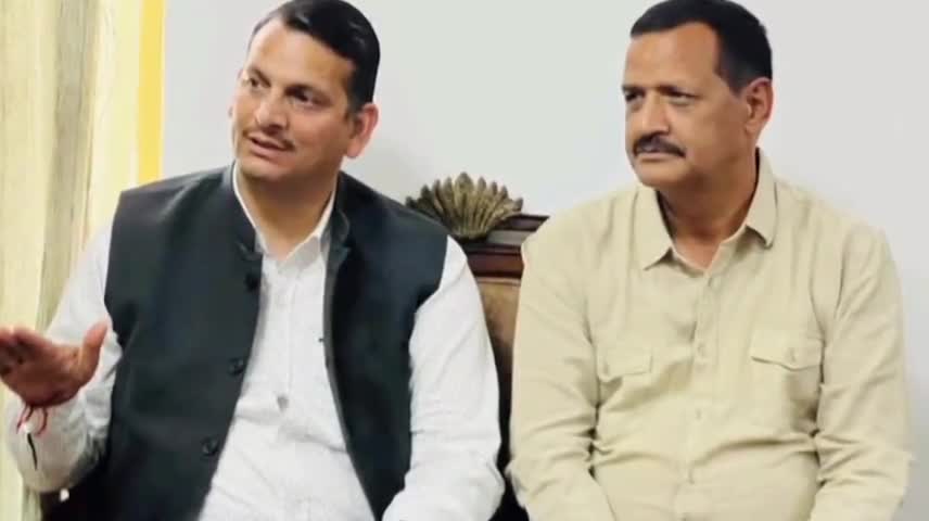 मंडी: शहर में शुक्रवार को आयोजित होने वाली तिरंगा यात्रा को लेकर सर्किट हाउस में विशेष बैठक आयोजित