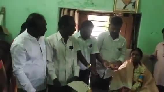 మడకశిర మున్సిపల్ ఛైర్మన్‌గా బాధ్యతలు చేపట్టిన వెంకట లక్ష్మమ్మ