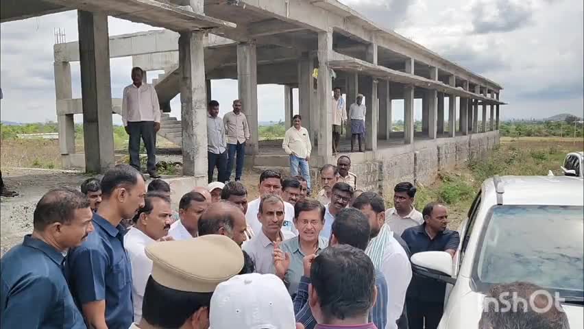 మేడిపల్లి: మేడిపల్లి,భీమారం మండల అభివృద్ధికి కృషి: వేములవాడ ఎమ్మెల్యే ఆది శ్రీనివాస్