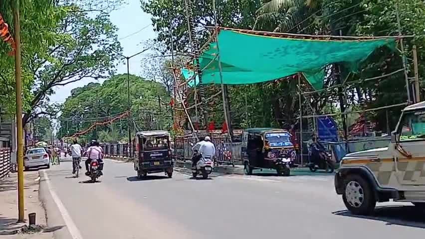 ବଲାଙ୍ଗୀର: ସହରରେ ପାଣିର ଅଭାବ, ଅମୃତଧାରା ଅଚଳ ଓ ଜଳଛତ୍ରର ସୁବ୍ୟବସ୍ଥା ନଥିବା ନେଇ ପ୍ରତିକ୍ରିୟାରେ ପ୍ରକାଶ କଲେ ସ୍ଥାନୀୟଲୋକେ #jansamasya
