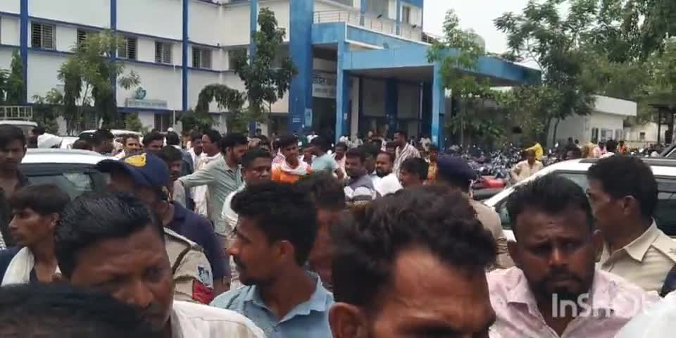 कुक्षी: सुतार मोहल्ला कुक्षी में ट्रक चालक की संदेहास्पद मौत, डॉक्टरों के पैनल ने किया पोस्टमार्टम