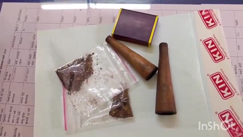 खामगाव: नांदुरा रोडवरील तहसील कॉर्टर जवळ गांजा ओढणाऱ्या एकास पोलिसांनी पकडले, खामगाव शहर पोलिस ठाण्यात एकावर गुन्हा दाखल
