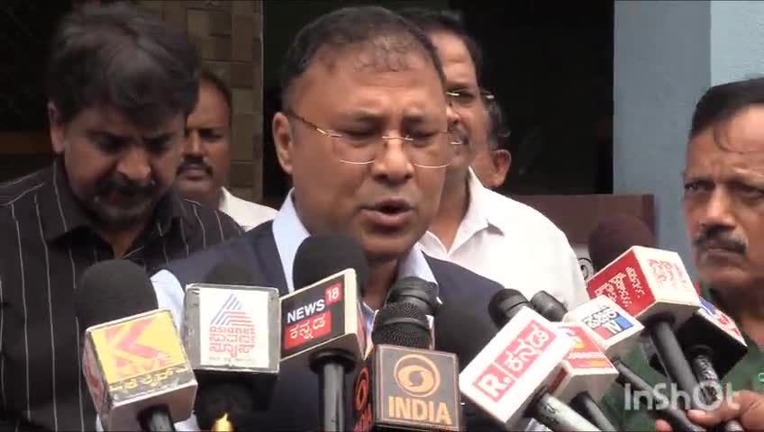 ಶಿವಮೊಗ್ಗ: ಉಗ್ರರ ದಾಳಿಯಲ್ಲಿ ಮೃತ ಮಂಜುನಾಥ್ ಕುಟುಂಬಕ್ಕೆ ₹5 ಲಕ್ಷ ಪರಿಹಾರದ ಚೆಕ್ ನೀಡಿದ್ದೇವೆ: ನಗರದಲ್ಲಿ ಅಸ್ಸೋಂ ಕೈಗಾರಿಕಾ ಸಚಿವ