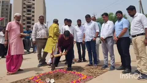 સાણંદ: ઠાકોરવાસ સ્થિત ઔડા સ્મશામ નજીક વિવિધ વિકાસલક્ષી કાર્યોનું ધારાસભ્ય કનુભાઈ પટેલના હસ્તે ખાતમુહૂર્ત કરાયું