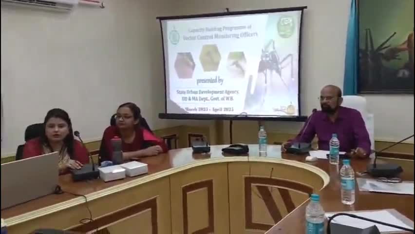 ইংরেজবাজার: নেতাজি মোর এলাকায় ইংলিশ বাজার পৌরসভায় অনুষ্ঠিত হলো চার পৌরসভার প্রতিনিধিদের নিয়ে জোনাল সেমিনার