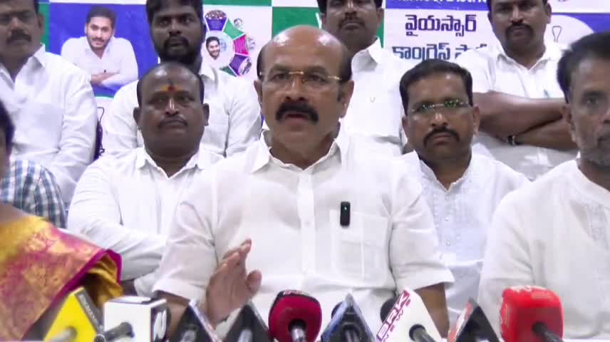 కర్నూలు: దేవాలయ భూములను కొల్లగొట్టేందుకు కూటమి ప్రభుత్వం జీవోను తీసుకొస్తోంది: వైసీపీ జిల్లా అధ్యక్షుడు ఎస్వీ మోహన్ రెడ్డి