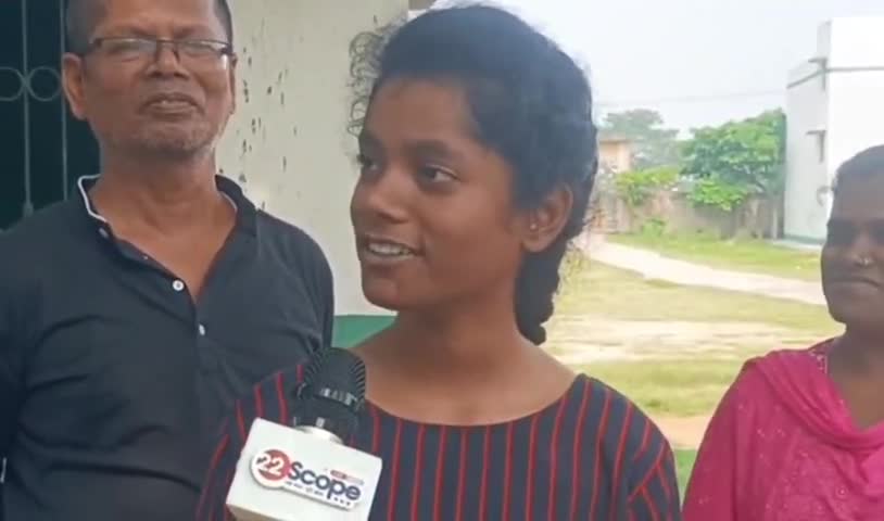 गोविंदपुर: गोबिंदपुर राजकीय प्लस टू हाई स्कूल की 12वीं कक्षा की छात्रा अंकिता दत्ता ने 95% अंक पाकर झारखंड में किया टॉप