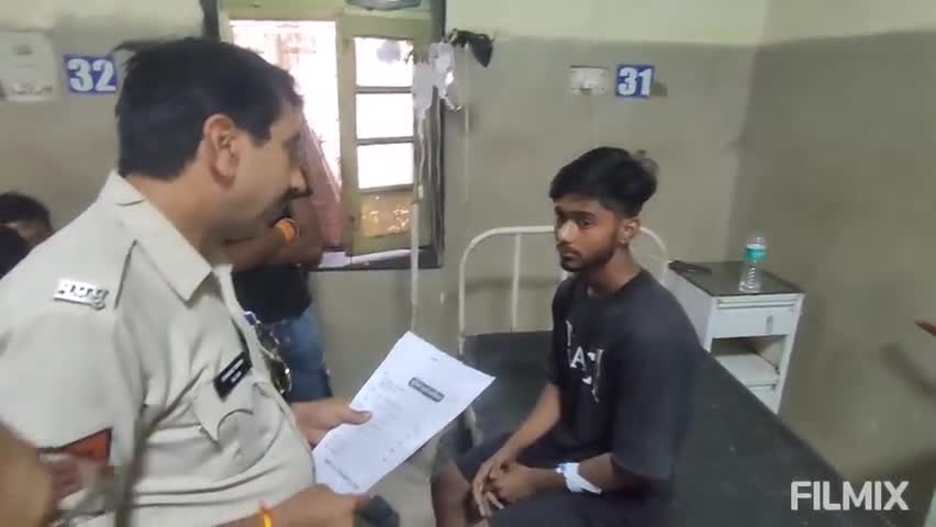 मुरैना नगर: गणेशपुरा में एक युवक ने अज्ञात कारणों के चलते ज़हरीले पदार्थ का किया सेवन, जिला अस्पताल में उपचार जारी