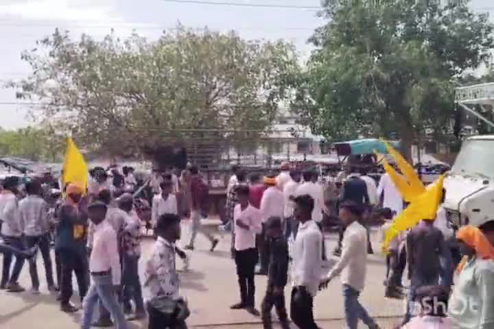 बैराड़: बैराड़ नगर में पाल-बघेल समाज ने देवी अहिल्याबाई होलकर की 300वीं जयंती के उपलक्ष्य में निकाली भव्य शोभा यात्रा