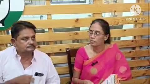 கரூர்: ஓராண்டு நிறைவு பெற்ற நிலையில் கல்விக்காக 57% நிதி ஒதுக்கி பணியாற்றி உள்ளேன் - MP அலுவலகத்தில் MP ஜோதிமணி பேட்டி