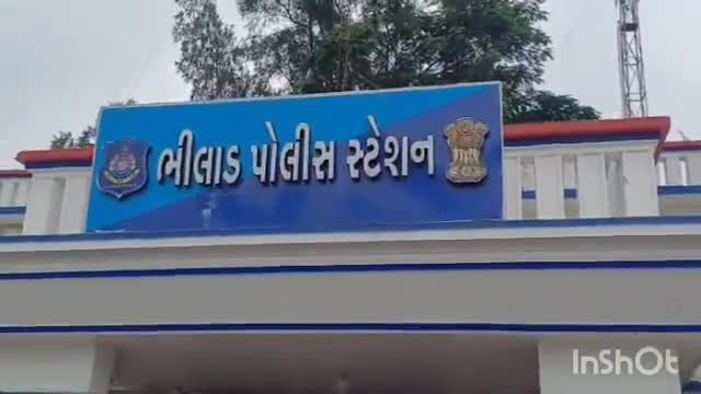 ઉમરગામ: તાલુકાના કનાડુ- બિલિયા રોડ પર બાઈક ઝાડ સાથે અથડાતા એકનું મોત, એક ઘાયલ