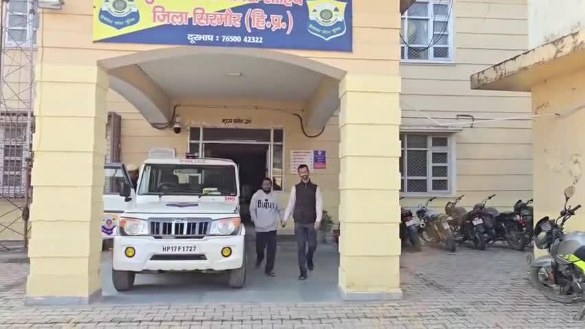 पांवटा साहिब: फेसबुक पर भारत विरोधी आपत्तिजनक पोस्ट पर यूपी का युवक गिरफ्तार, पाँवटा साहिब के बद्रीपुर में करता है सब्ज़ी फ्रूट का काम