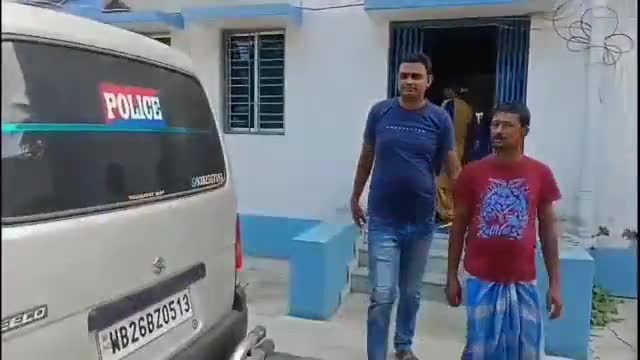 স্বরূপনগর: হাকিমপুর সীমান্ত দিয়ে গরু পাচার করতে গিয়ে BSF-র হাতে পাকড়াও এক ব্যক্তি, অভিযুক্তকে গ্রেপ্তার করে আদালতে পাঠাল পুলিশ