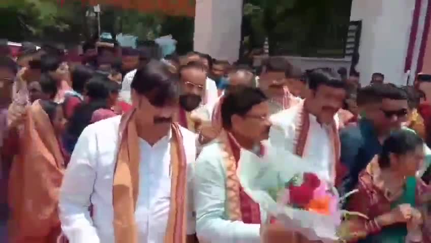 ବରଗଡ: ଯଦୁମଣି ପ୍ରଧାନ ଅଡିଟୋରିୟମ ଠାରେ ଅନୁଷ୍ଠିତ ଜିଲ୍ଲା ସ୍ତରୀୟ ବିକାଶ ମେଳାର ଉଦଘାଟନ କଲେ ସ୍ଵାସ୍ଥ୍ୟ ଓ ପରିବାର କଲ୍ୟାଣ ମନ୍ତ୍ରୀ