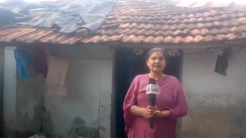 సిర్పూర్ టి: బెజ్జూరు మండలంలో అసలైన లబ్ధిదారులకు ఇందిరమ్మ ఇండ్లు రాలేవని ఆవేదన వ్యక్తం చేస్తున్న బాధితులు