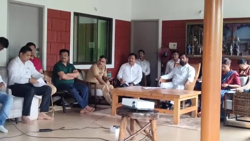 महाबळेश्वर: नवीन महाबळेश्वर गिरिस्थान क्षेत्र विकास आराखड्याचा उपमुख्यमंत्री एकनाथ शिंदे यांनी घेतला आढावा