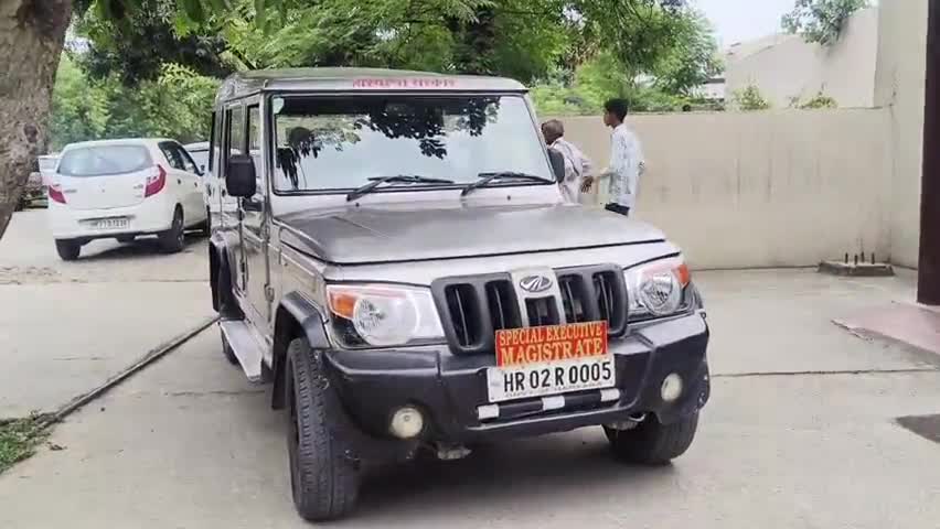 जगाधरी: खंड BDPO कार्यालय बिलासपुर में महिला अधिकारी के होने पर दिखी सख्ती, मीटिंग में महिला पंच-सरपंच को लेकर पहुंचे प्रतिनिधि