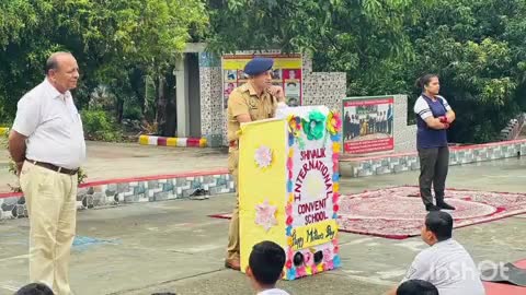 दादासिबा: अंतर्राष्ट्रीय योग दिवस के अवसर पर पुलिस उपमंडल अधिकारी डाडासीबा ने शिवालिक इंटरनेशनल स्कूल नंगल चौक में की शिरकत