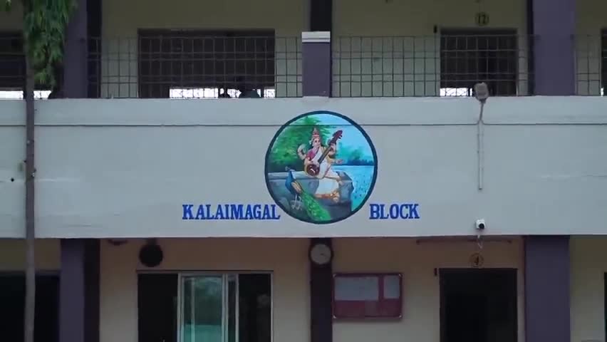 பொன்னேரி: சர்வதேச யோகா தினத்தில் கலைமகள் பள்ளி சாதனை