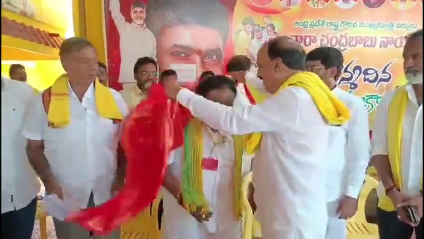 భీమడోలులో ఏపీ అప్కాబ్ ఛైర్మన్ గన్ని ఆధ్వర్యంలో ఉంగుటూరు నియోజకవర్గ టీడీపీ మండల, గ్రామ కమిటీల నియామకం