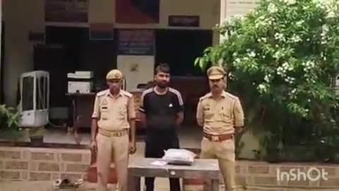 कोल: मथुरा रोड से पुलिस ने नशीले पदार्थ की तस्करी करने वाले शातिर अभियुक्त को किया गिरफ्तार, 2 किलो 100 ग्राम गांजा बरामद