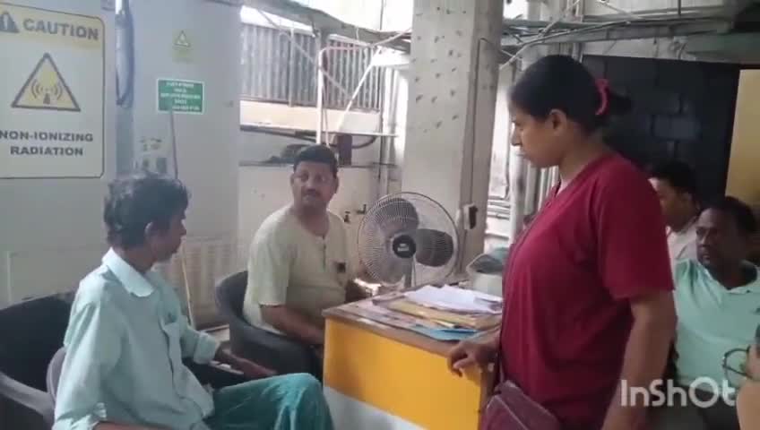চুঁচুড়া-মগরা: নিখোঁজ বৃদ্ধকে পরিবারের হাতে তুলে দিল চুঁচুড়া আরোগ্য