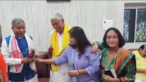 देवघर: भाजपा के प्रदेश अध्यक्ष बाबूलाल मरांडी देवघर पहुंचे, सर्किट हाउस में पार्टी कार्यकर्ताओं के संग की बैठक