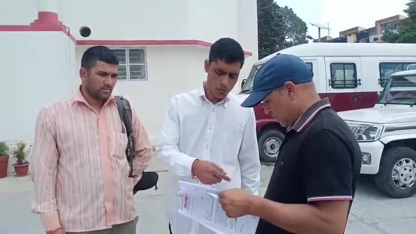 टिहरी: कौड़िया इको पार्क में जीप-सफारी संचालक करने की मांग को लेकर समिति ने डीएम को सौंपा ज्ञापन, चक्का जाम की दी चेतावनी