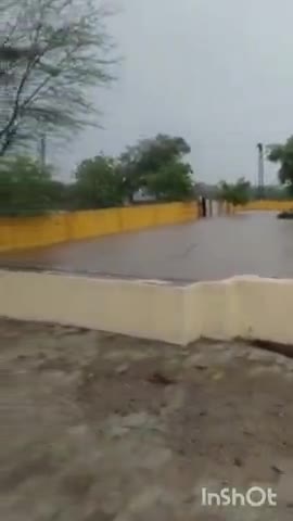 पीपलू: बनवाड़ा में मूसलाधार बारिश के चलते जीएसएस व राजीव गांधी सेवा केंद्र परिसर में भरा पानी, मासी बांध का गेज 6.50 फीट