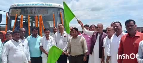 कोंच: विधायक डॉ. अनिल कुमार ने विश्वनाथपुर-गया बस सेवा और खवासपुर छठ घाट का किया उद्घाटन