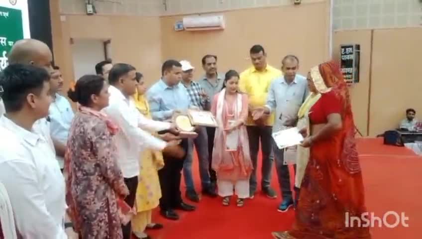 चूरू: अंतर्राष्ट्रीय नशा मुक्ति दिवस समारोह चूरू के टाउन हॉल में हुआ आयोजित, ज़िला कलेक्टर रहे मौजूद