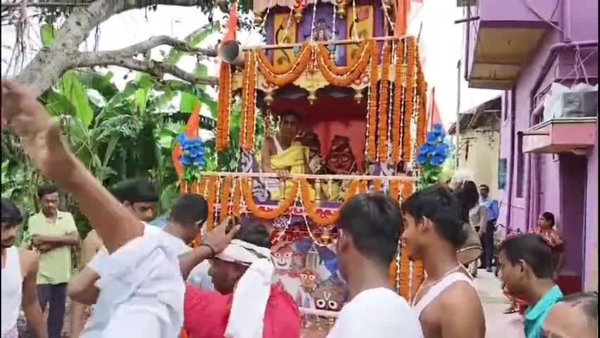 মন্তেশ্বর: হাটপাড়ায় শ্রী শ্রী জগন্নাথ দেবের রথযাত্রা