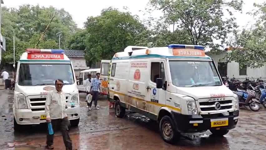 नंदुरबार: जिल्ह्यात १०८ रुग्णवाहिका चालकांच्या मागण्या मान्य न झाल्यास आज रात्रीपासून सेवा होणार बंद