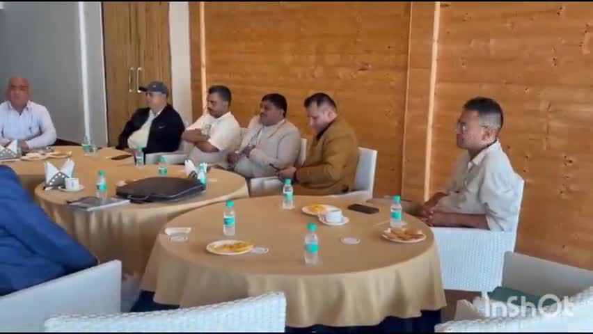 कंडाघाट: पर्यटन नगरी चायल में सड़क और बिजली की चिंताजनक स्थिति की ओर सरकार का ध्यान आकर्षित करने का मुद्दा बैठक में उठा
