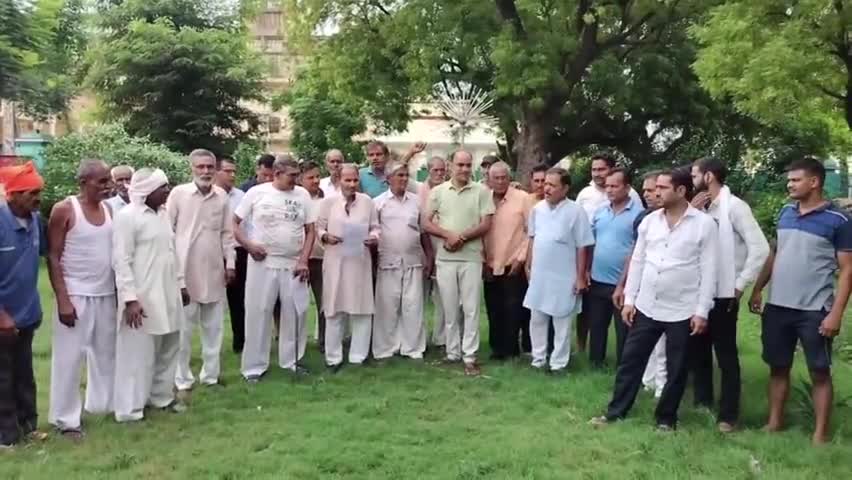 सूरजगढ़: काजड़ा ग्राम पंचायत के लोगों ने स्मार्ट मीटर लगाने का किया विरोध, सरकार के खिलाफ की नारेबाजी #jansamasya