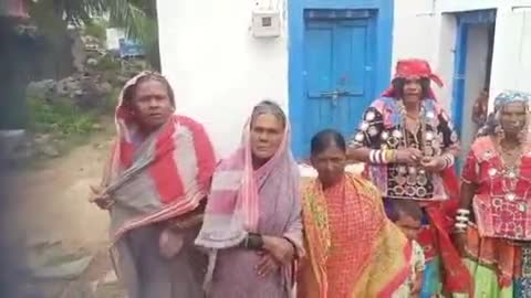 ಲಕ್ಷ್ಮೇಶ್ವರ: ದಿನಕ್ಕೊಬ್ಬ ಪೊಸ್ಟ್ ಮಾಸ್ಟರ್, ಆದರಹಳ್ಳಿ ಗ್ರಾಮದಲ್ಲಿ ವೃದ್ಧಾಪ್ಯ ವೇತನಕ್ಕಾಗಿ ಪರದಾಟ
