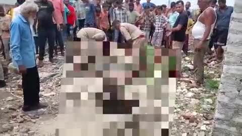 अकबरपुर: चिटिकपुर गांव में पुरानी बंद पड़ी फैक्ट्री के अंदर सीवर टैंक में मिला अज्ञात व्यक्ति का शव