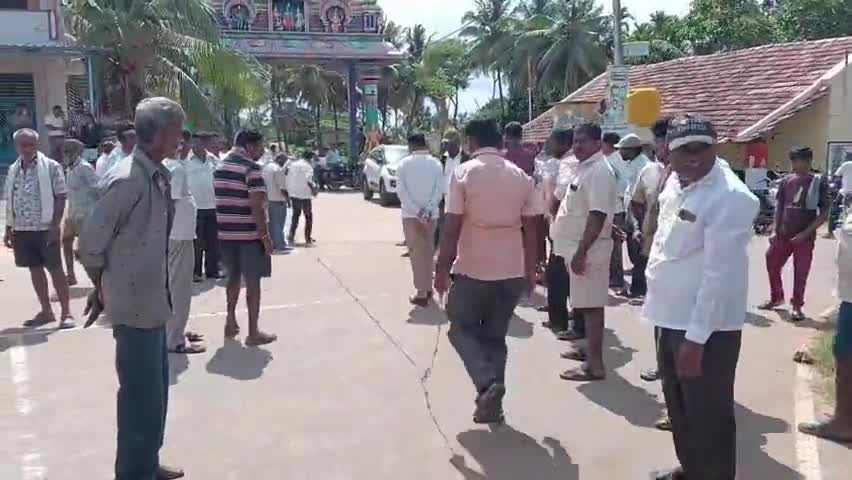 ತುಮಕೂರು: ಗರಗದಕುಪ್ಪೆ ಅಂಜನೇಯ ದೇವಾಲಯದ ವಿವಾದಾತ್ಮಕ ಜಾಗದಲ್ಲಿ ಪೊಲೀಸ್ ಭದ್ರತೆಯಲ್ಲಿ ಸರ್ವೇ ಕಾರ್ಯ