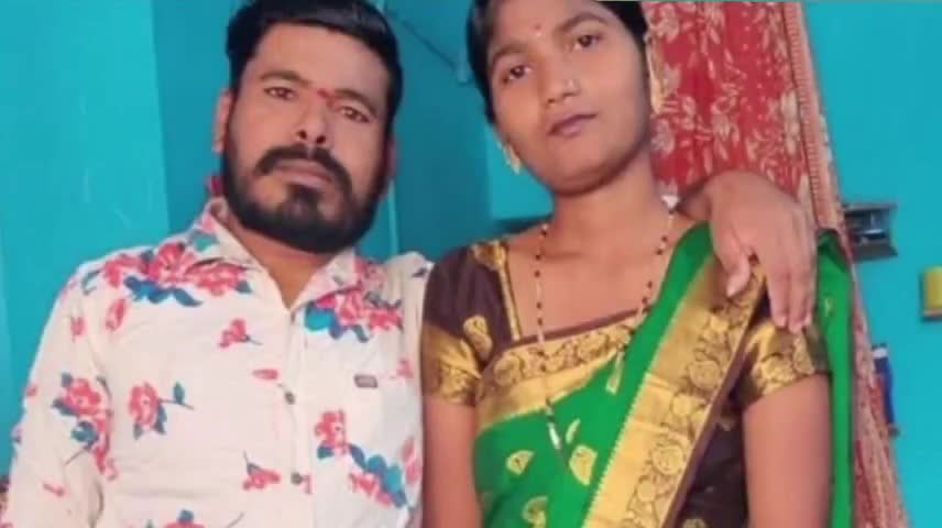 ಇಳಕಲ್‌: ಭೀಕರ ಅಪಘಾ; ಮೊಹರಂ ಹಬ್ಬಕ್ಕೆಂದು ಬೆಂಗಳೂರನಿಂದ ಸ್ವಗ್ರಾಮ  ಚಟ್ನಿಹಾಳಗೆ ಬರುತ್ತಿದ್ದ ದಂಪತಿಯ ದಾರುಣ ಸಾವು