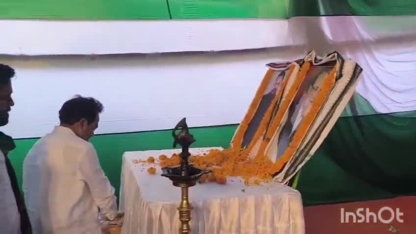 ପିପିଲି: ସ୍ଥାନୀୟ ବିଜେଡି କାର୍ଯ୍ୟାଳୟ ଠାରେ ସ୍ବର୍ଗତ ପ୍ରଦୀପ ମହାରଥୀଙ୍କ ଜନ୍ମ ଜୟନ୍ତୀରେ ନେତୃତ୍ୱ ସମ୍ମିଳନୀ ଅନୁଷ୍ଠିତ