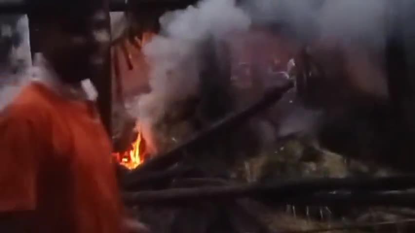 अक्कलकुवा: पिंपळखुटा गावातील बर्डीपाडा येथे आदिवासी बांधवाचे घर आगीत जळून खाक